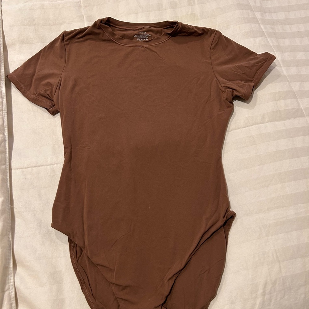 SKIMS Brown Short Sleeve Bodysuit